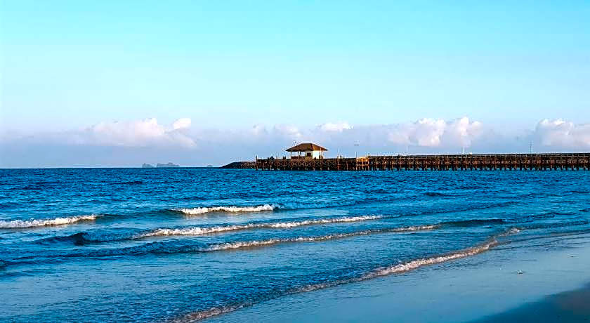 Saphli Villa Beach Resort