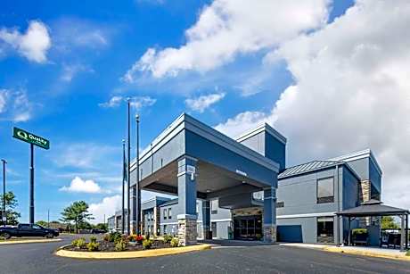 Quality Inn Clarksville - Exit 11