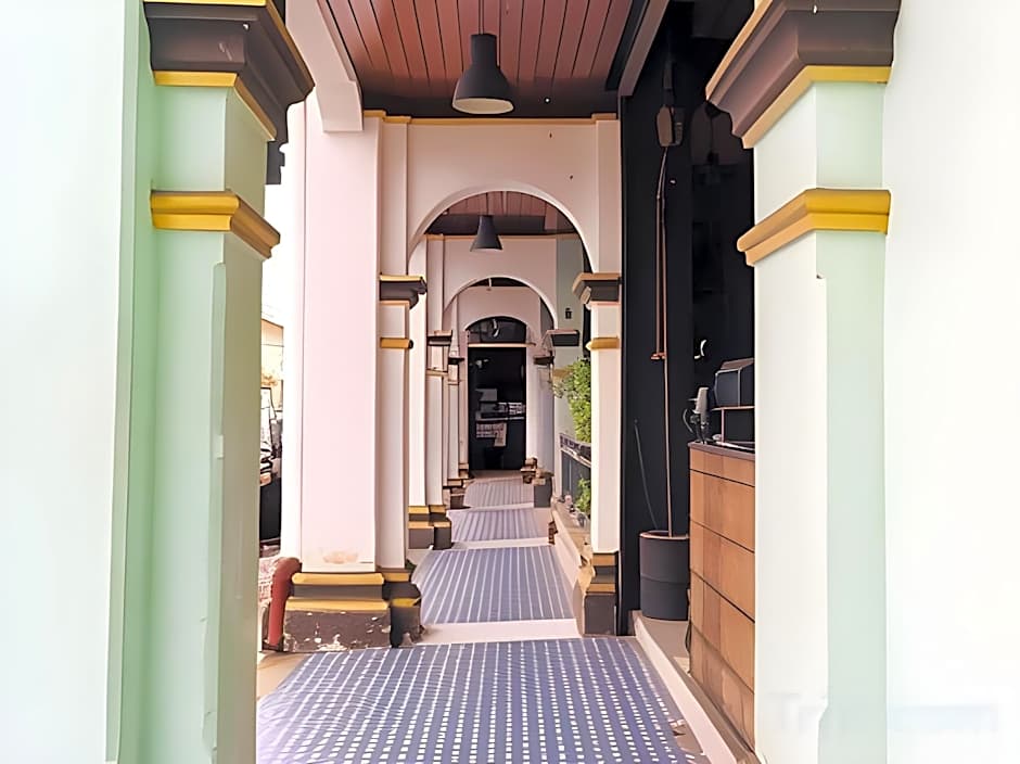 Phuket Sunny Hostel