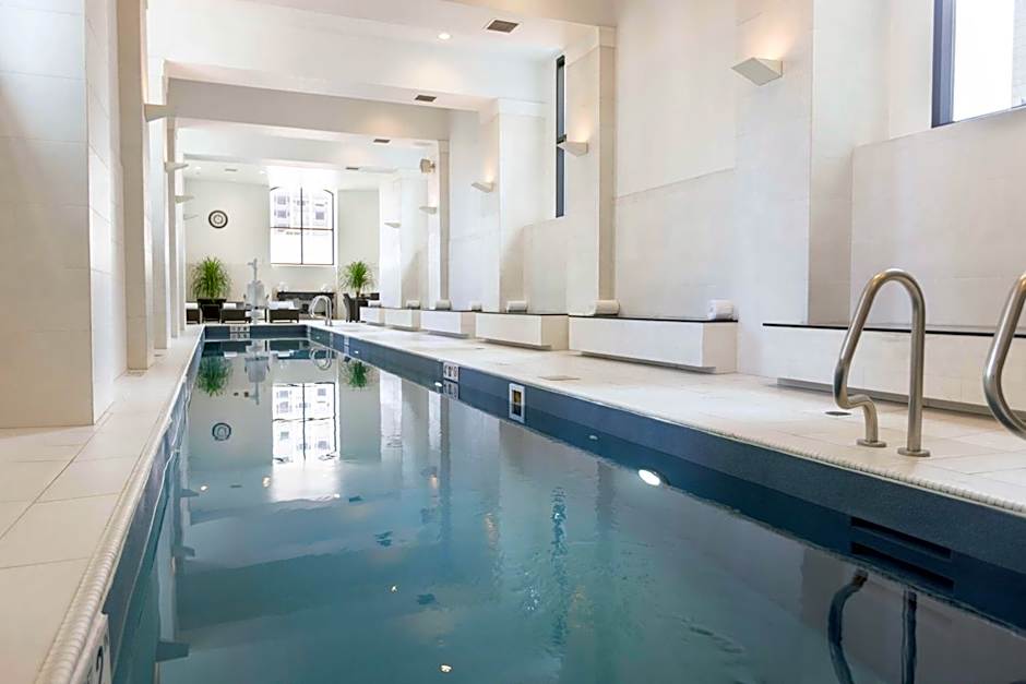Waldorf Astoria By Hilton Chicago