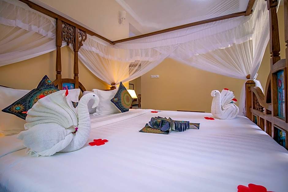 Sunny Palms Beach Bungalows