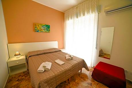 Double or Twin Room with Shared Bathroom