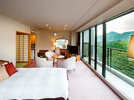 Deluxe River View Japanese Western Style Room for 5 People