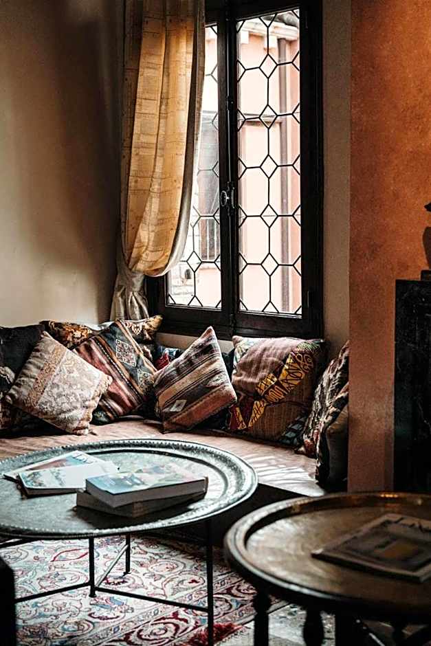 Novecento Boutique Hotel