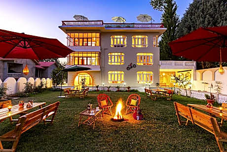 Zostel Srinagar