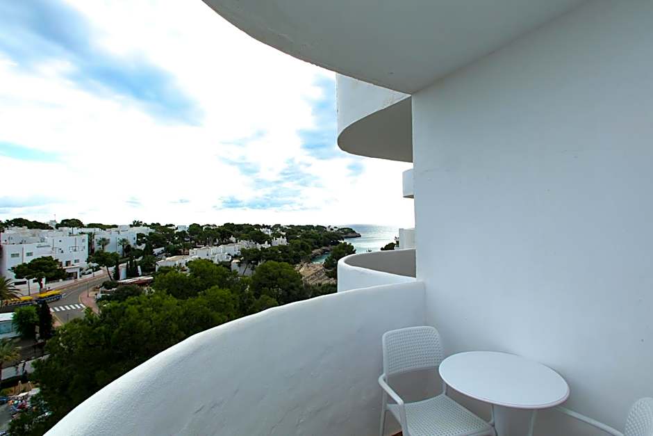 Sentido Fido Tucan - Adults Only