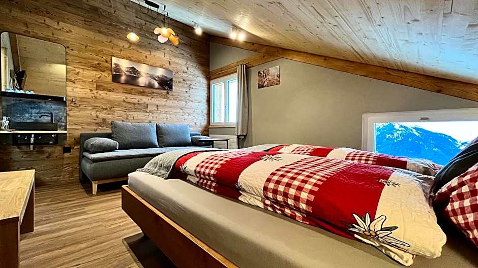 Photo 1 of 16 of Double Room with Shared Bathroom