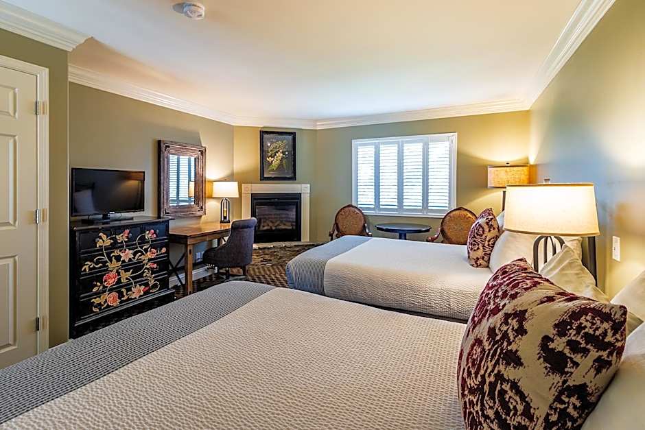 Cambria Pines Lodge