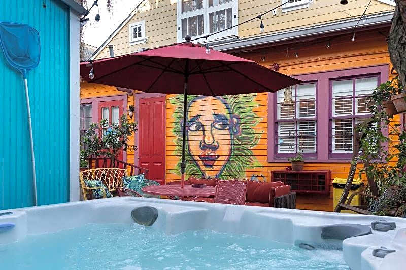 Blue60 Guest House