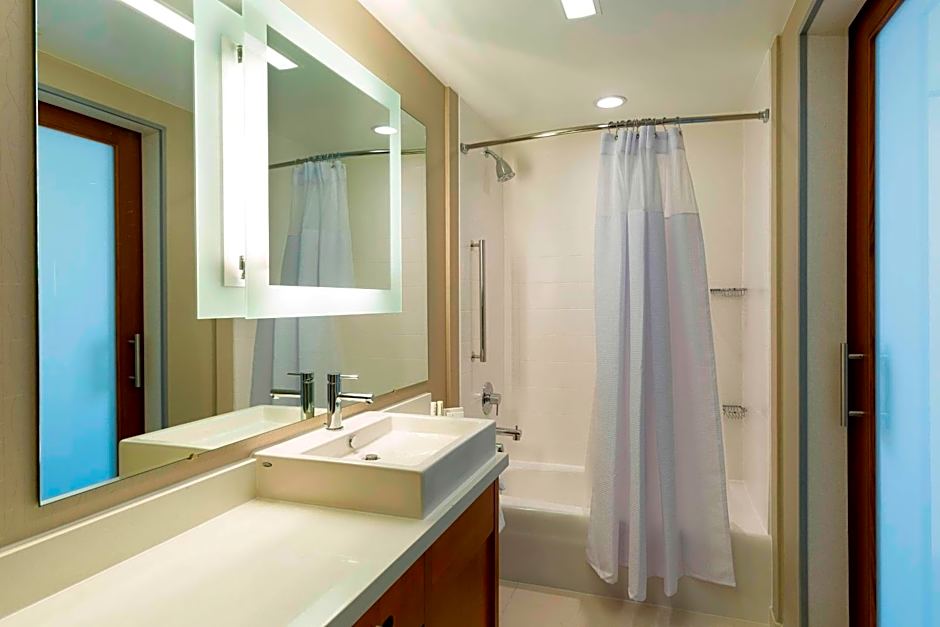 SpringHill Suites Orange Beach at The Wharf