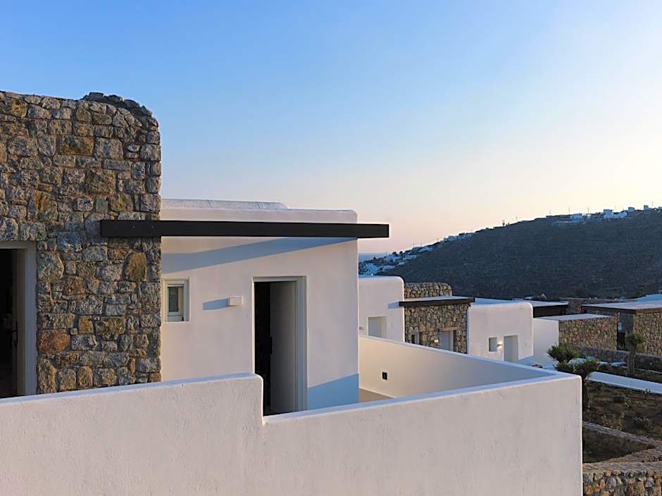 Ezio Bo Luxury Living