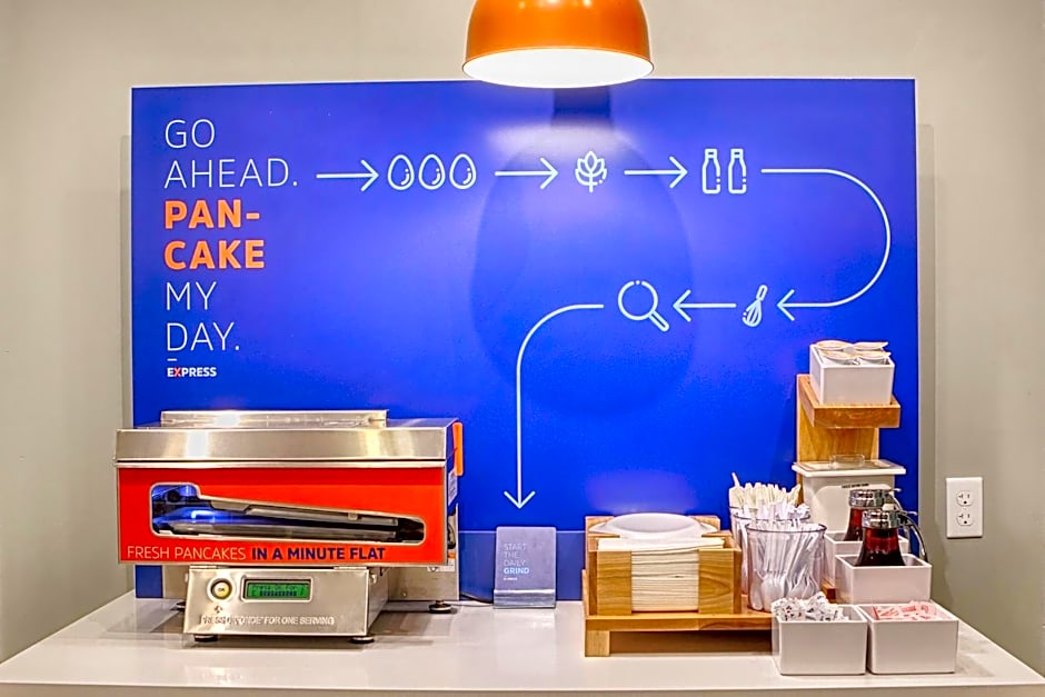 Holiday Inn Express Atlanta Airport-College Park By IHG