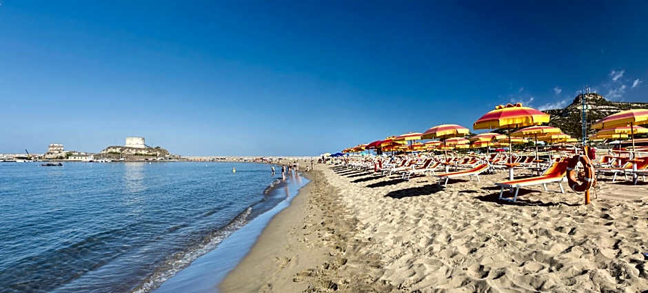 Residence with private beach in Bosa Marina just 100 meters from the sea