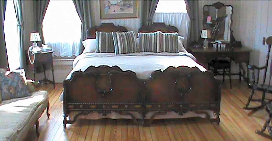 Springside Inn