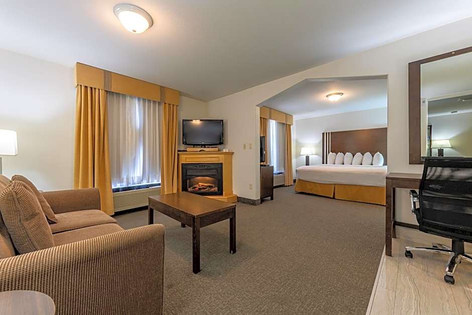 Ramada Limited Golden