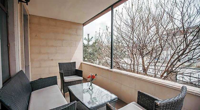 Royal Stone Houses - Goreme