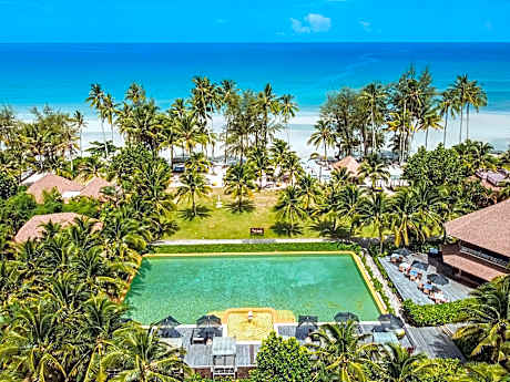 High Season Pool Villa & Spa