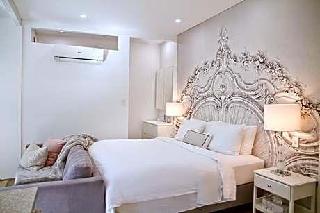 Studio with Garden View