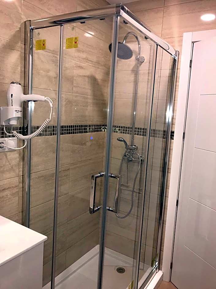 RESIDENCIA COMPOSTELA 2