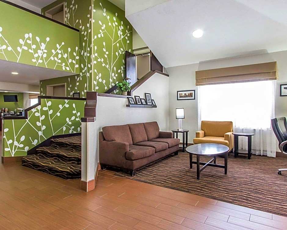 The Douillet by Demeure Hotels