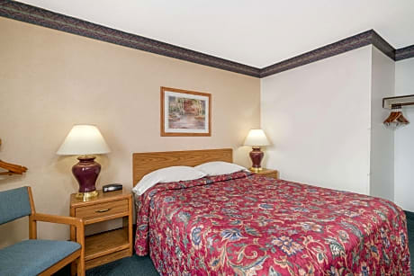 2 Double Beds Non-Smoking