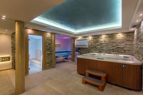 Carlina Hotel & SPA