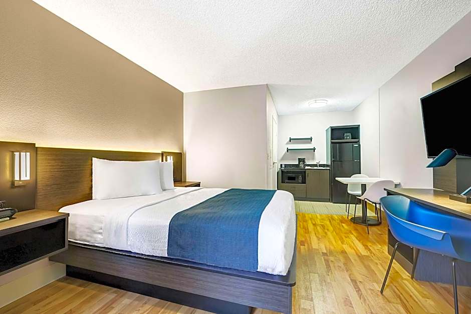 Studio 6-Mountlake Terrace, WA - Seattle