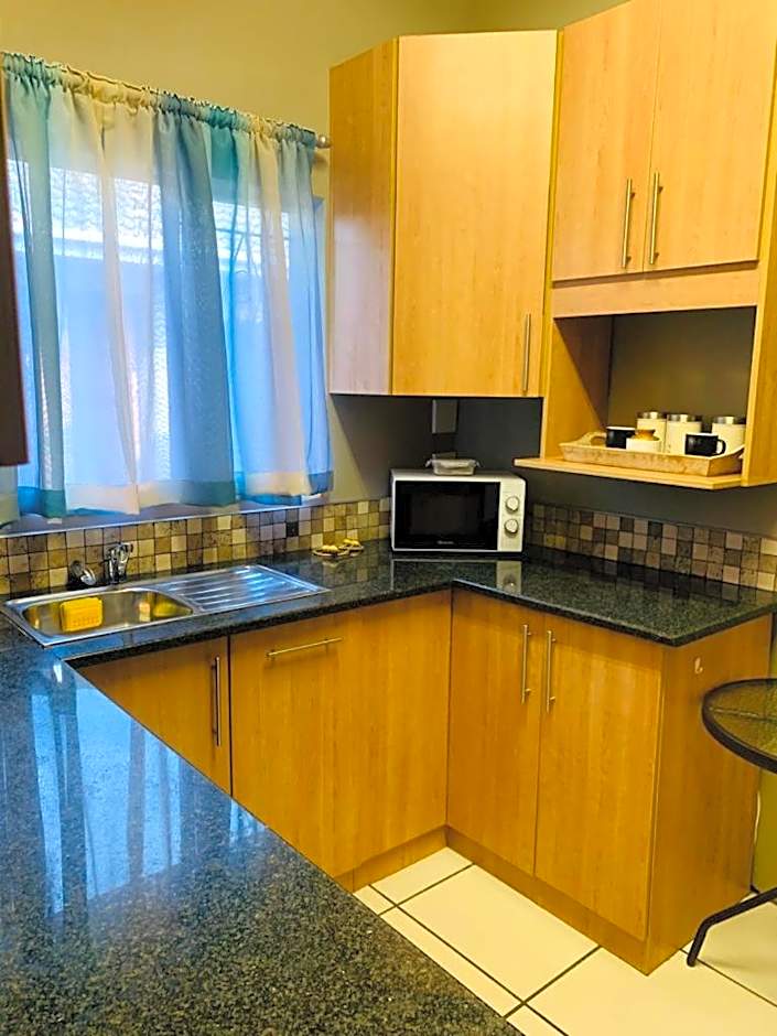 DR M BEAUTY LOUNGE AND GUEST HOUSE