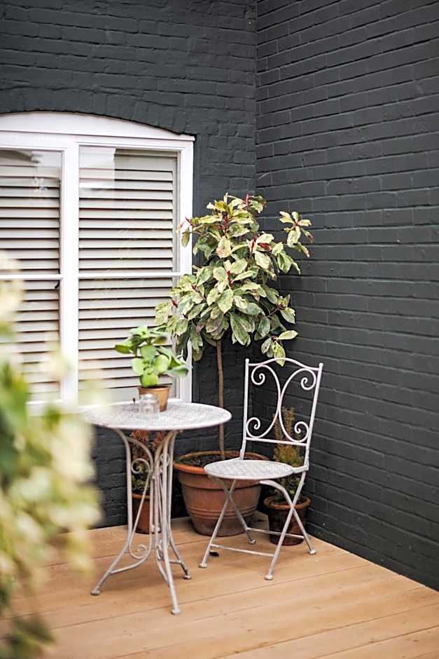 Hare and Hounds - Newbury