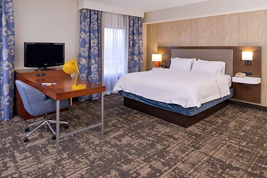 Hampton Inn By Hilton & Suites Wilmington