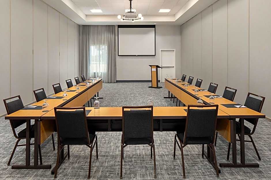 Courtyard by Marriott Mankato