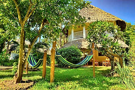 Upani in Diani complimentary cook for villas only, room service for deluxe suites