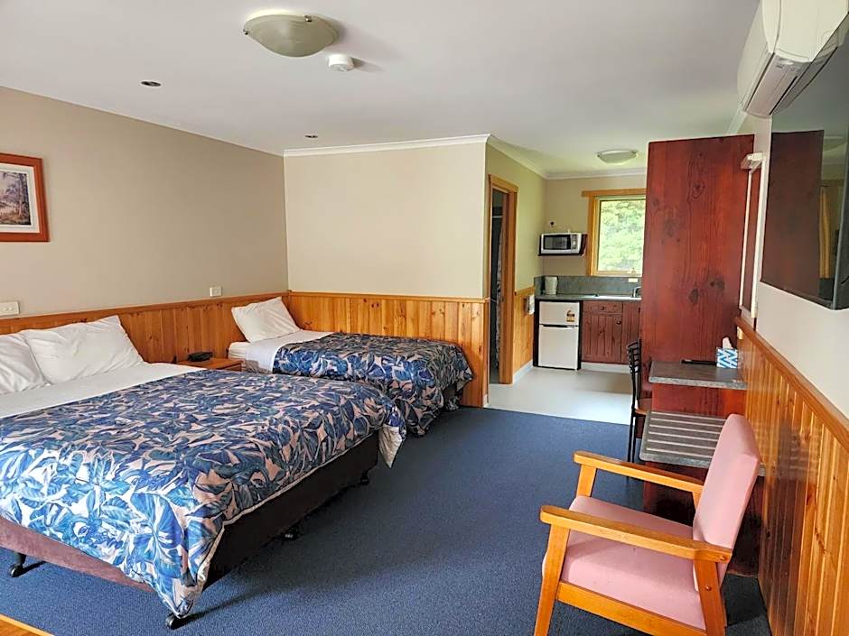 Kentish Hills Retreat