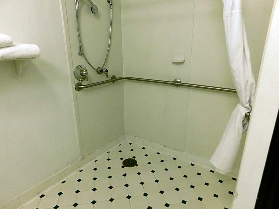 La Quinta Inn & Suites by Wyndham Winston-Salem