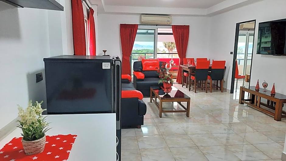 Happy Beach Jomtien Guesthouse