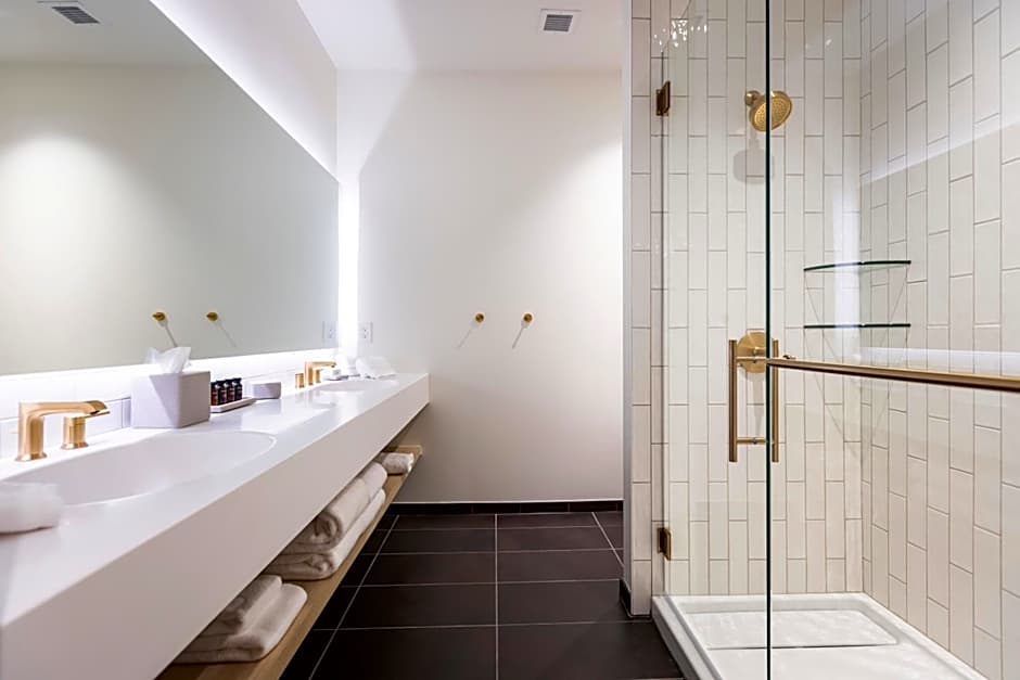 Hotel Covington Cincinnati Riverfront