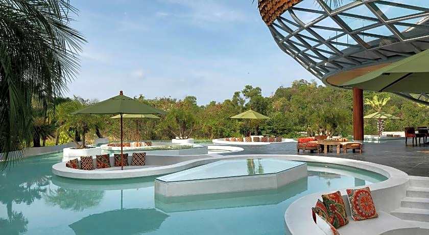 Wyndham Grand Nai Harn Beach Phuket