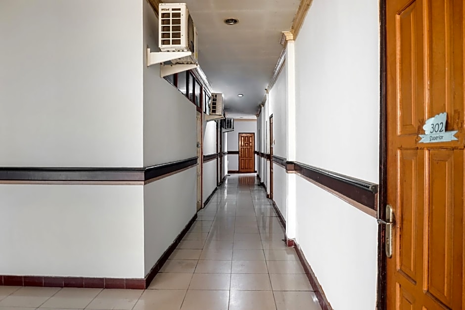 Hotel O Losmen Bahalap Syariah MarabahanNearSiring Marabahan (Ulek Barito)