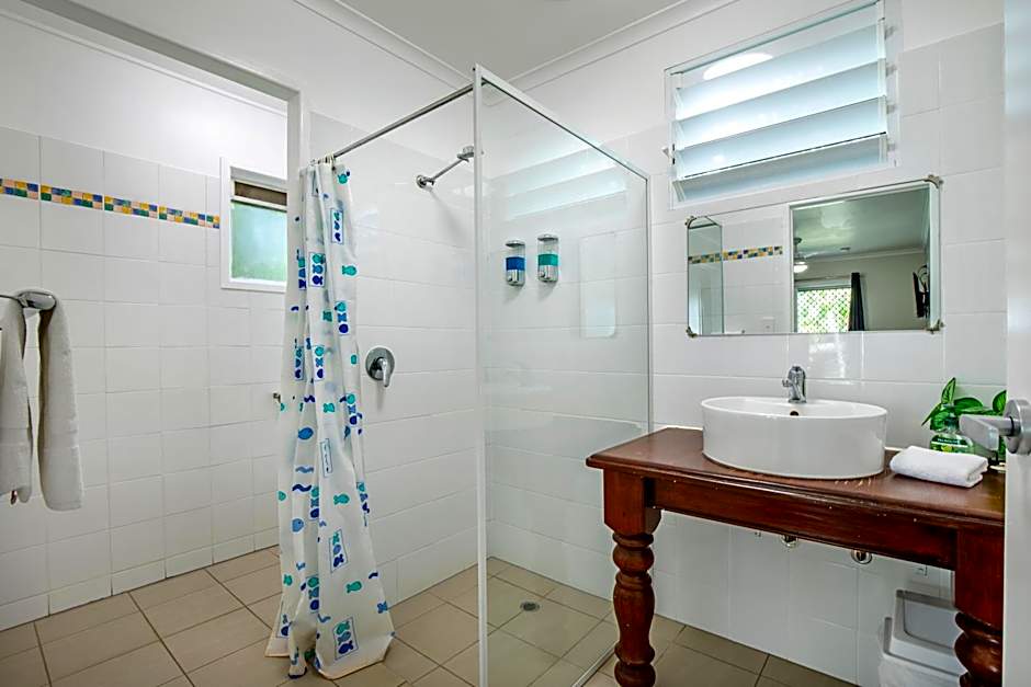 Bush Village Holiday Cabins