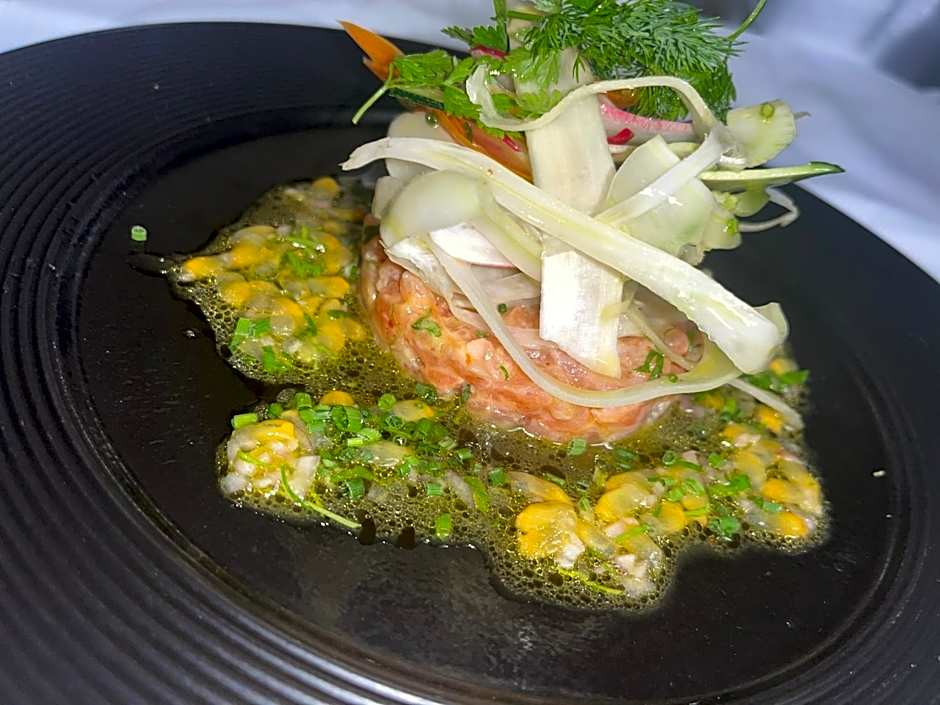 Logis Hôtel Restaurant La Vieille Auberge, Art and Gallery