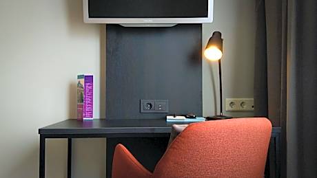 Compact Double