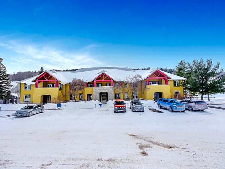 All Season Ski in Out Chalets at Calabogie Peaks