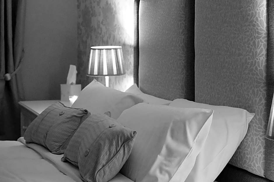 Greyhound Inn Wilton