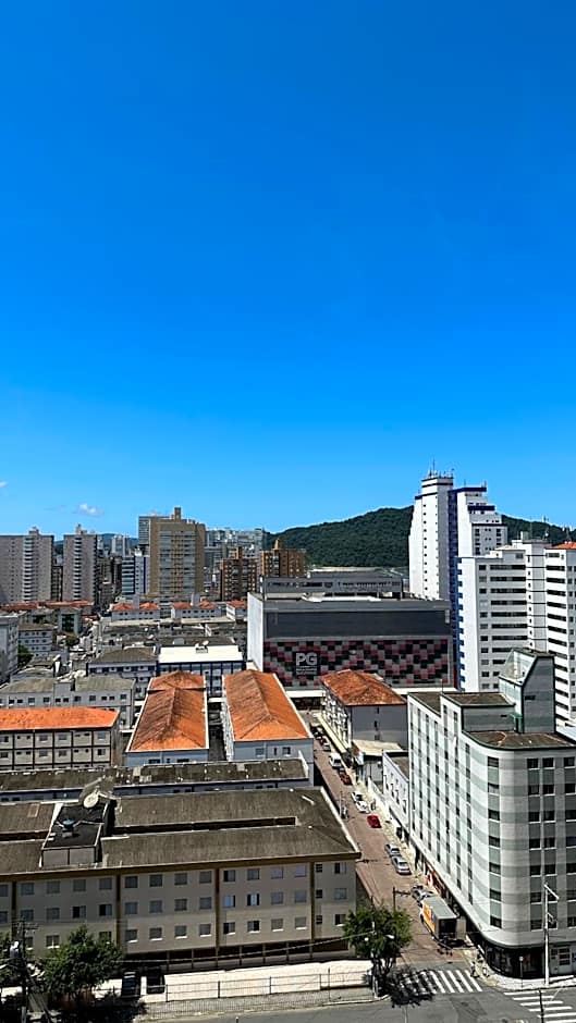 Apartamentos a Beira Mar, Aconchegantes e Modernos, a 3 Minutos da Praia com Ar Condicionado, Sacada Gourmet, Garagem e Portaria 24h