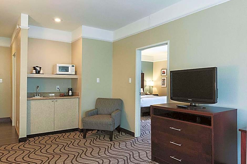 La Quinta Inn & Suites by Wyndham Houma