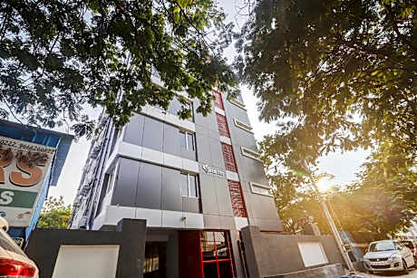 Townhouse Madhapur Near Shilparamam