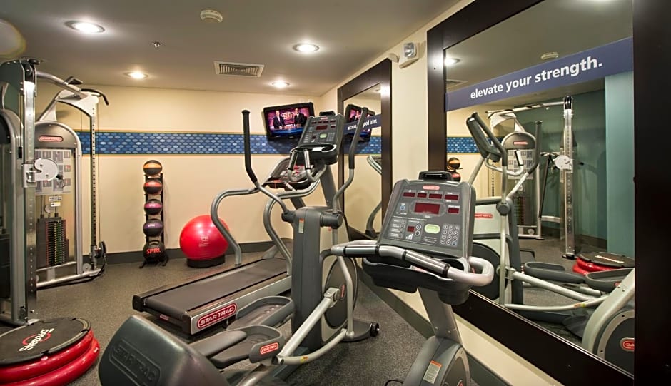 Hampton Inn Cornelia