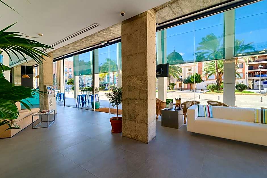 SEA YOU HOTEL PORT VALENCIA