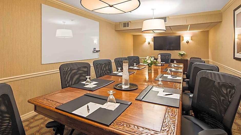 Best Western Premier The Central Hotel & Conference Center