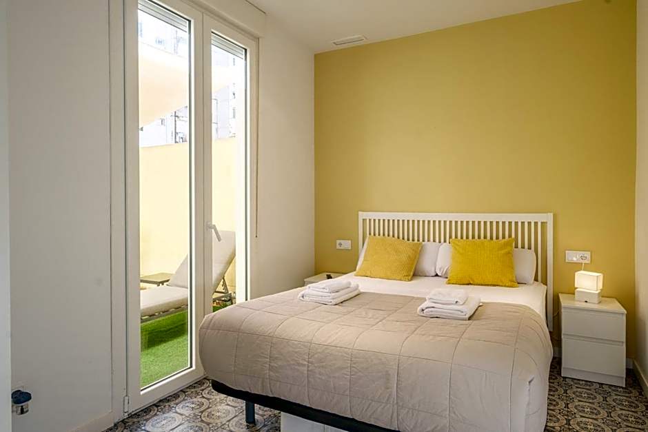 Marvellous Apt with a Large Private Terrace
